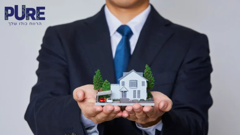 מתווך נדל״ן – כל מה שצריך לדעת לפני שמתחילים: מה עושה סוכן נדלן, כמה מרוויחים, איך מתחילים ולמה לבחור במתווך מקומי. מדריך מקצועי מפי פיור נדל״ן.